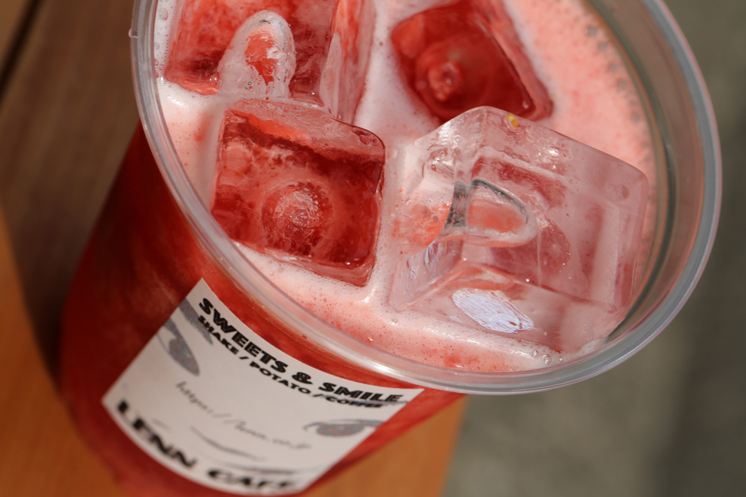 Strawberry-Juice（苺ジュース）レンカフェ（LENN-CAFE）3